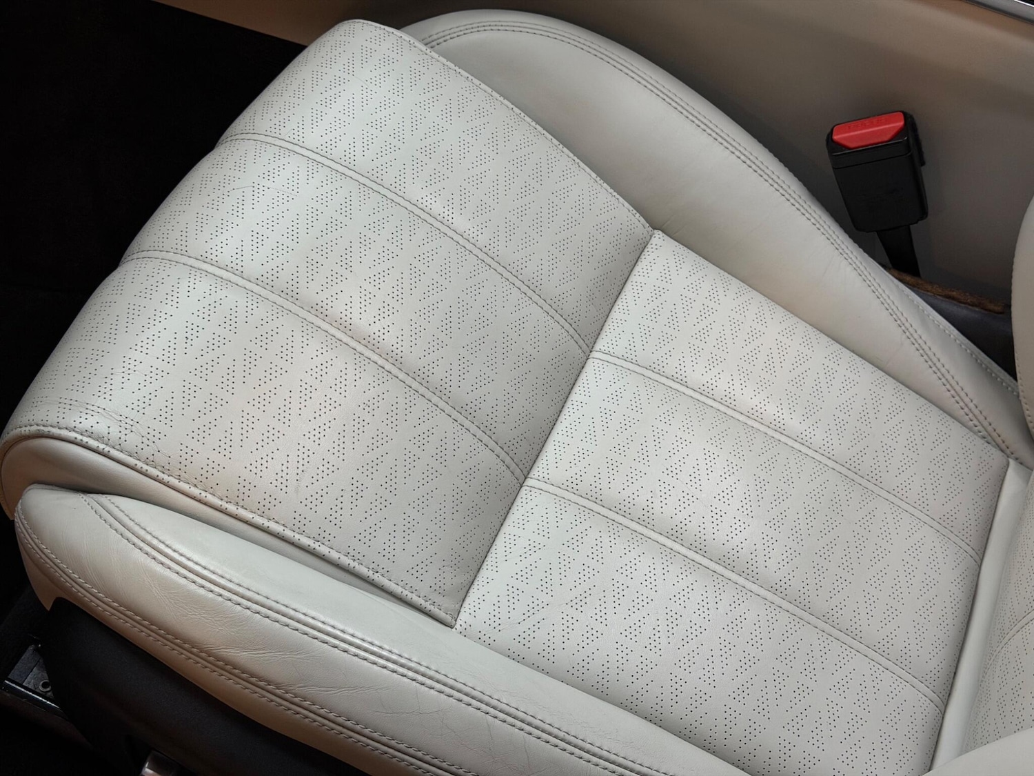 Used Land Rover Range Rover Velar 2017 for sale - 76992985: Photo 47