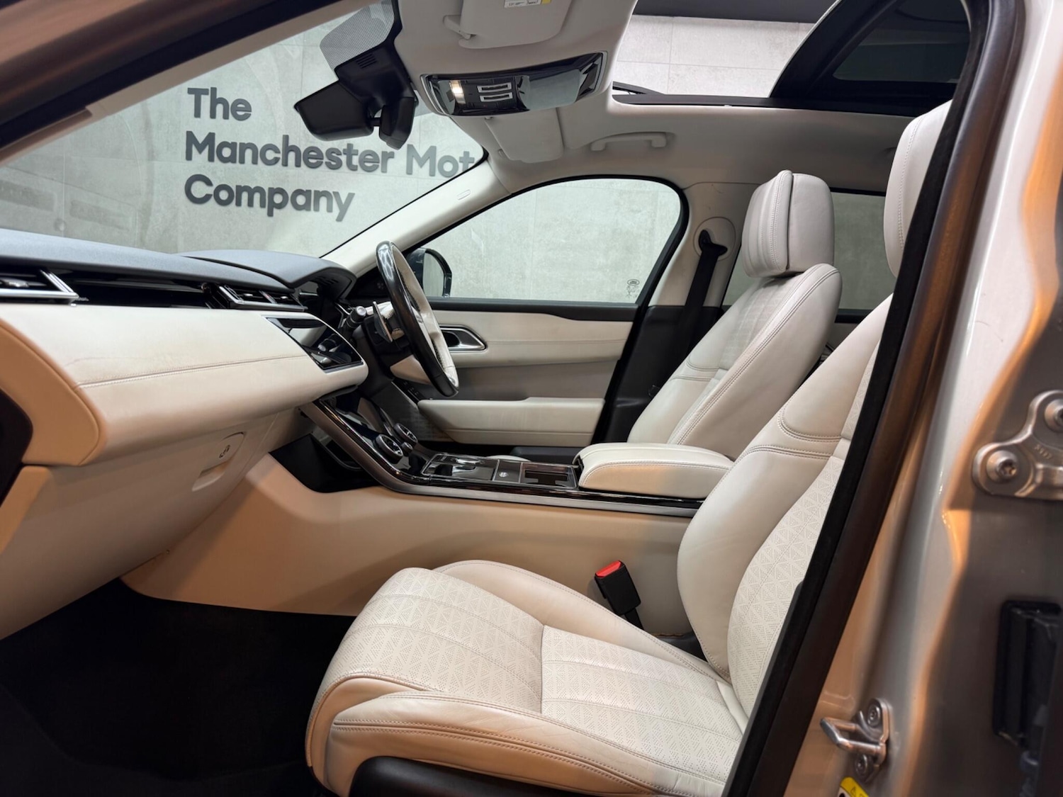 Used Land Rover Range Rover Velar 2017 for sale - 76992985: Photo 49