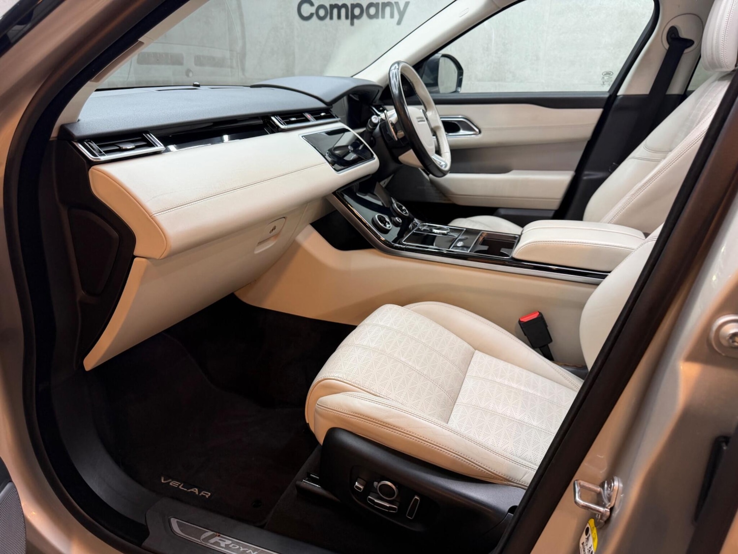 Used Land Rover Range Rover Velar 2017 for sale - 76992985: Photo 50