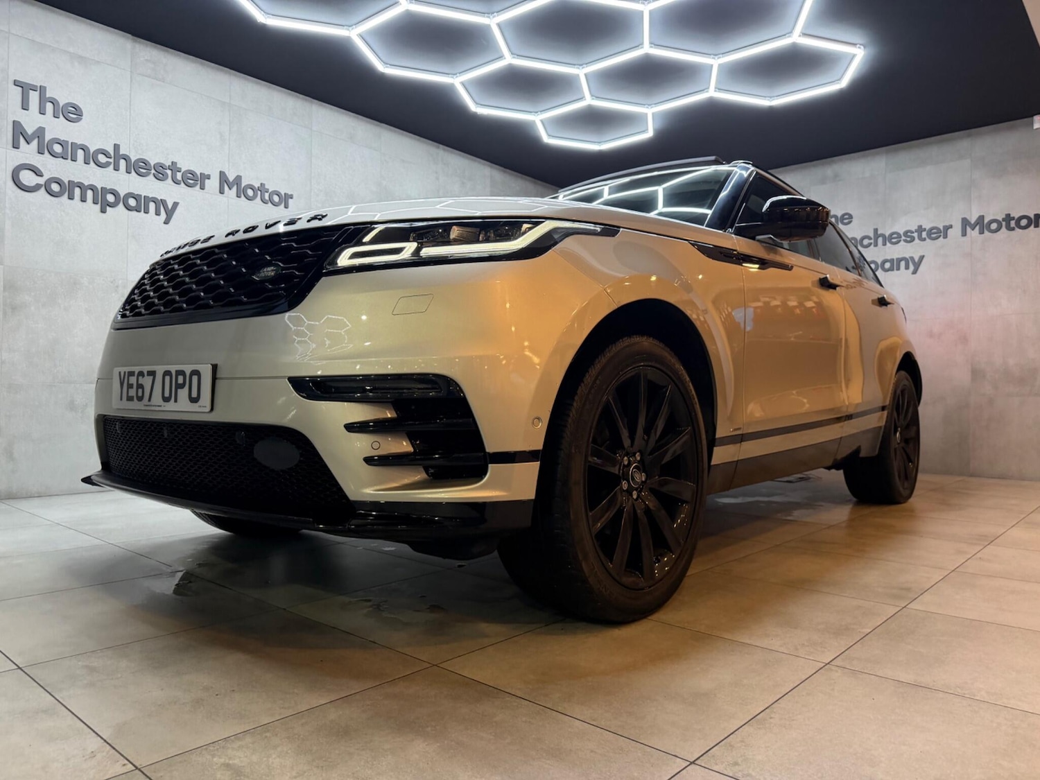 Used Land Rover Range Rover Velar 2017 for sale - 76992985: Photo 68