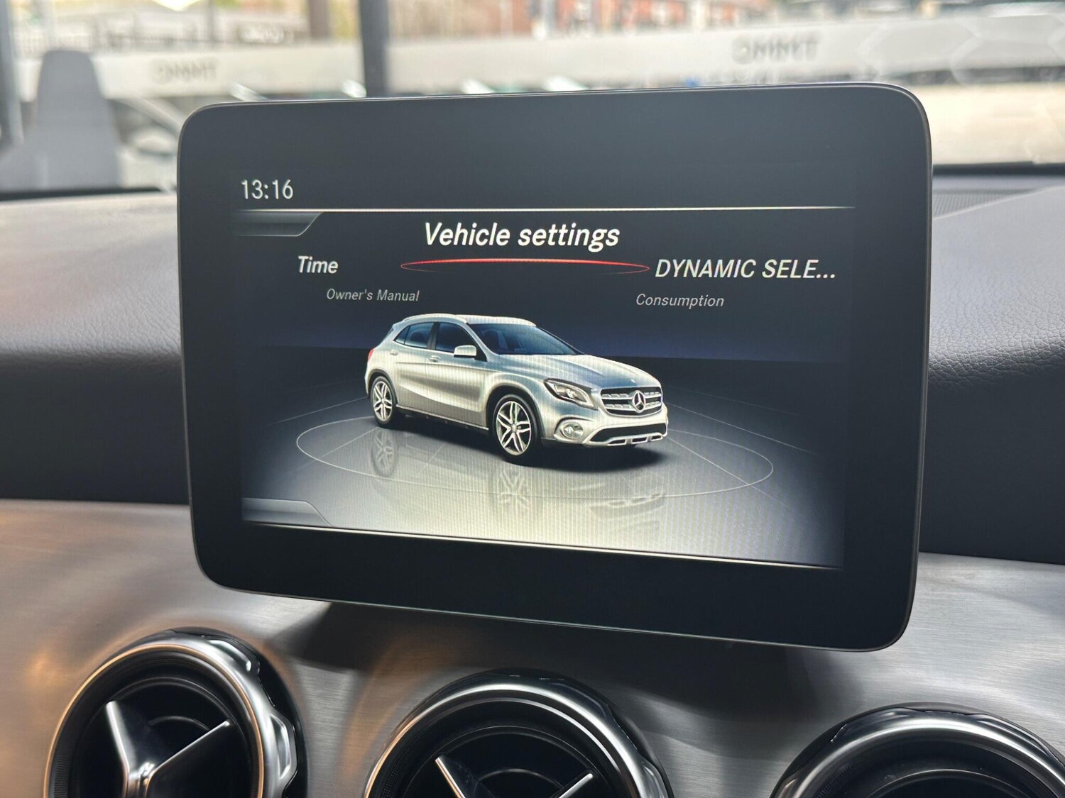 Used Mercedes-Benz GLA 2017 for sale - 78020140: Photo 38