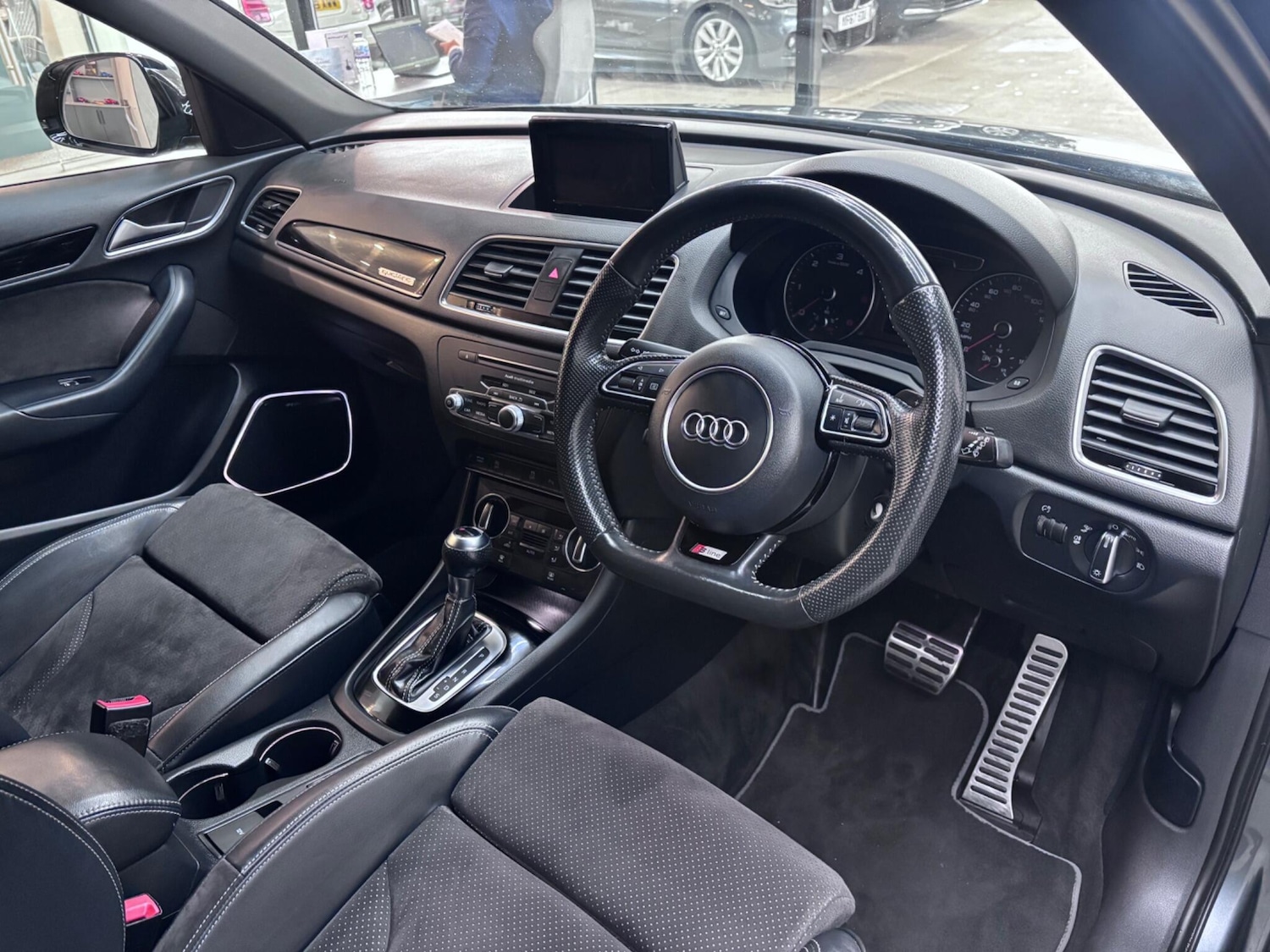 Used Audi Q3 2018 for sale - 76227413: Photo 24