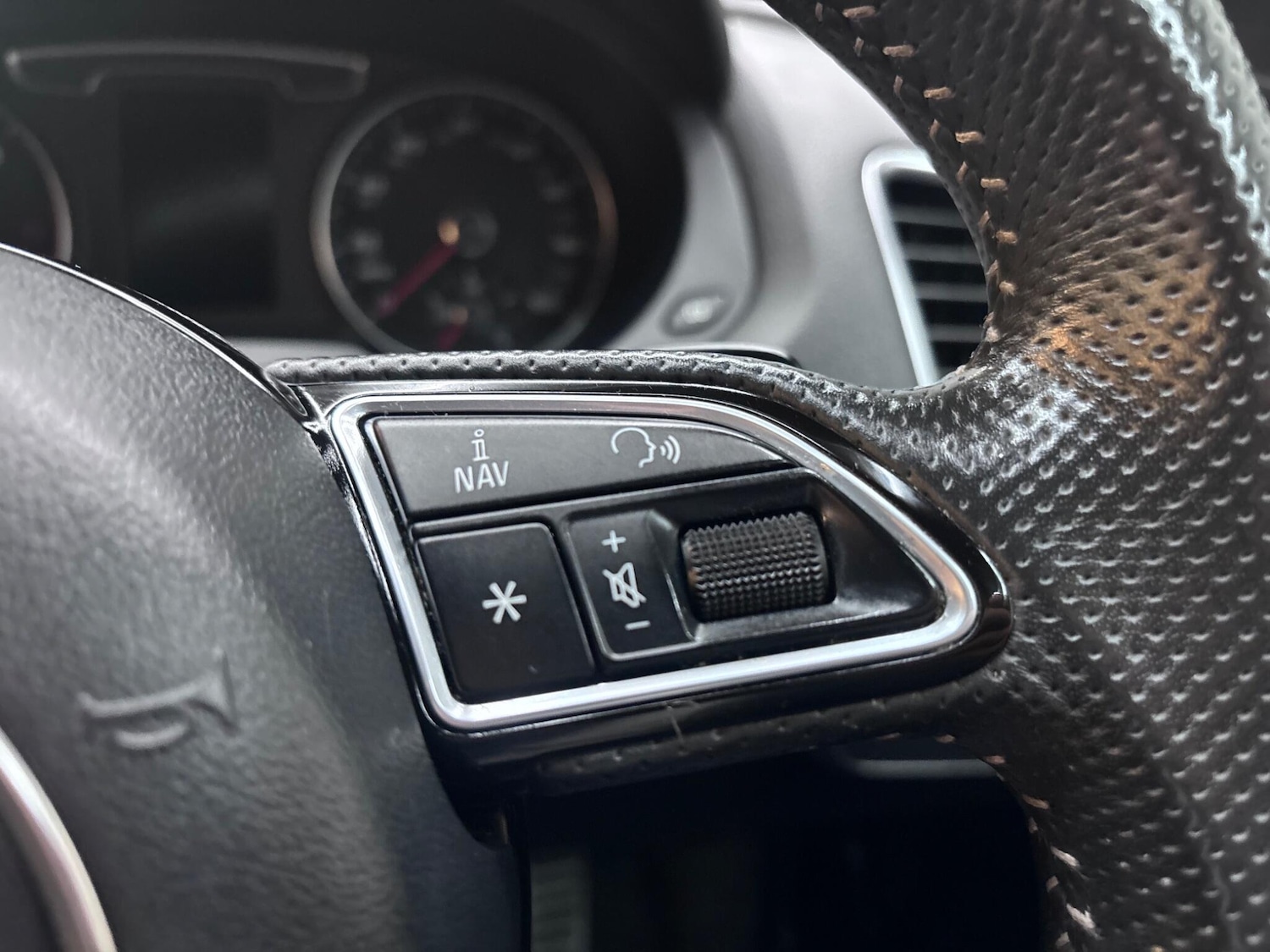 Used Audi Q3 2018 for sale - 76227413: Photo 39