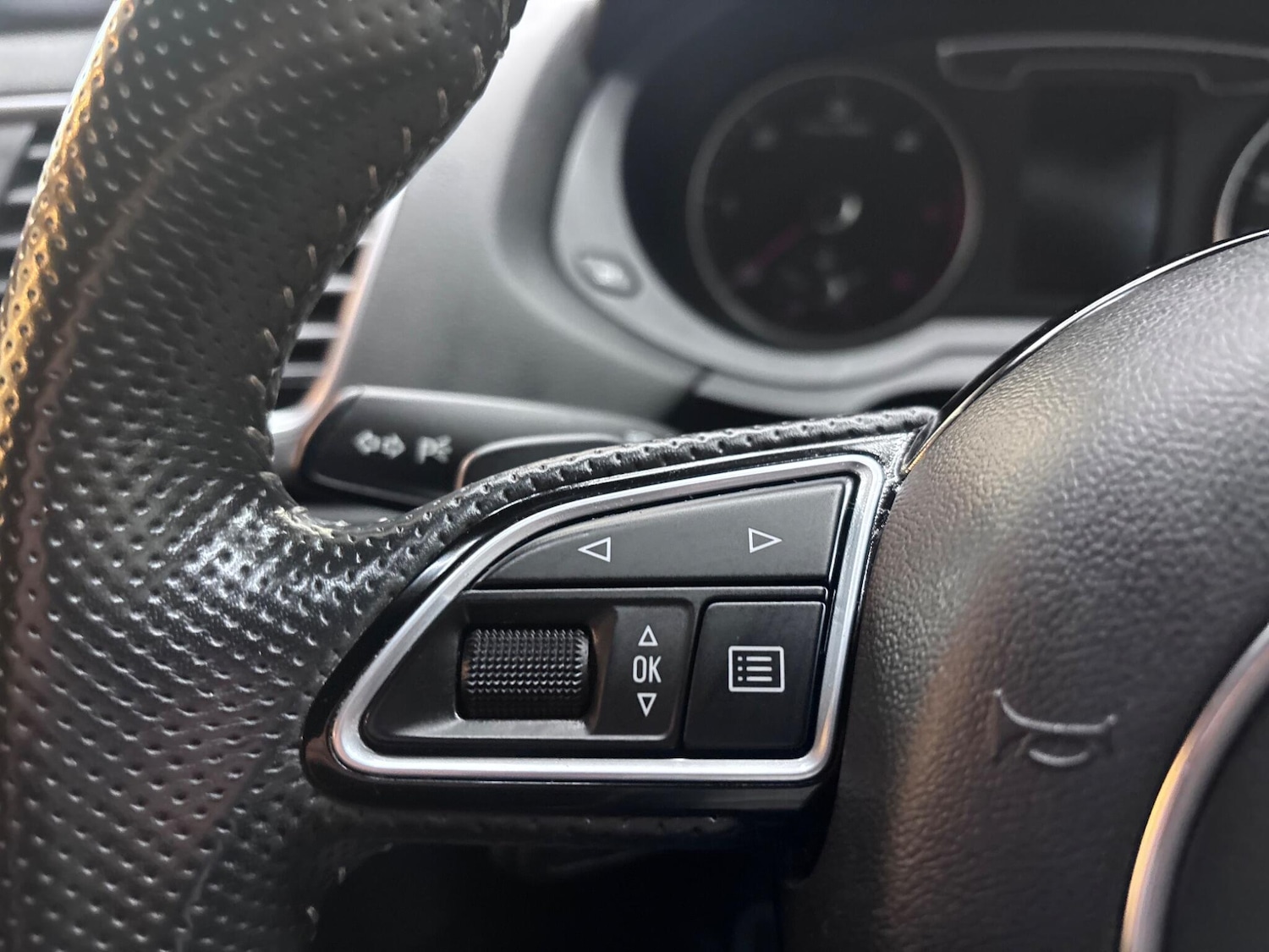 Used Audi Q3 2018 for sale - 76227413: Photo 40