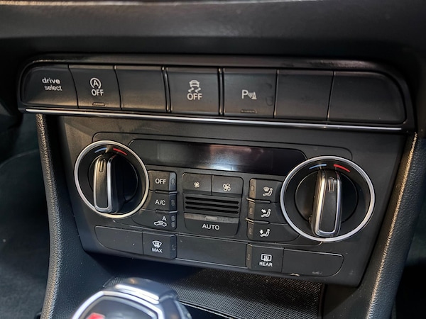 Used Audi Q3 2018 for sale - 76227413: Photo 51