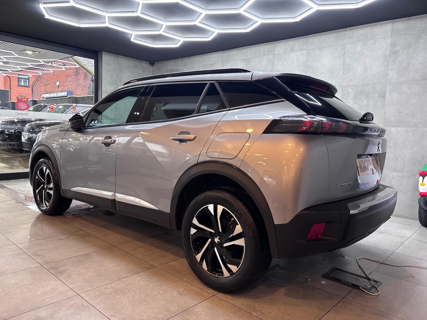 Used Peugeot 2008 2023 for sale - 76899547: Photo 11