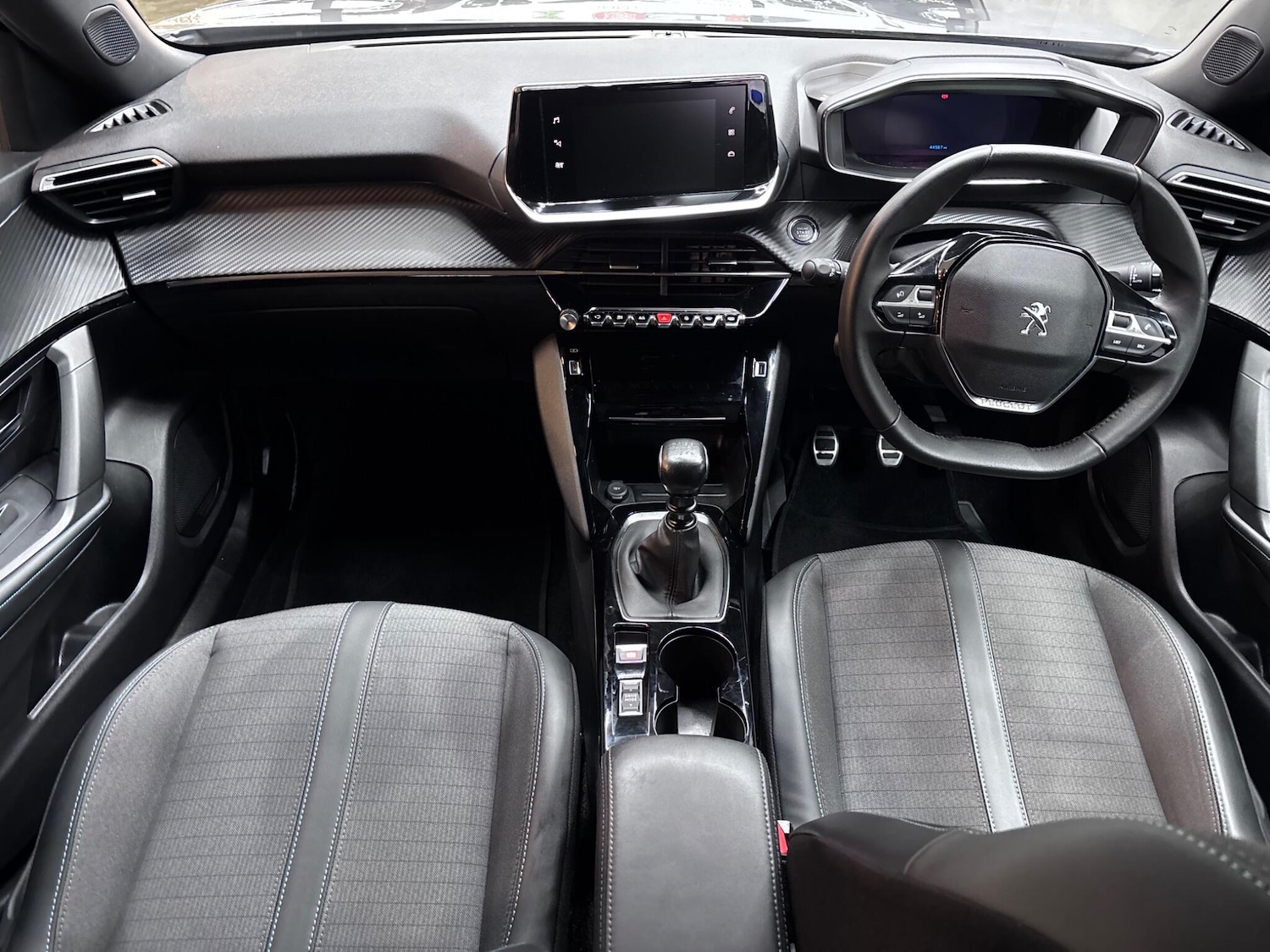 Used Peugeot 2008 2023 for sale - 76899547: Photo 18