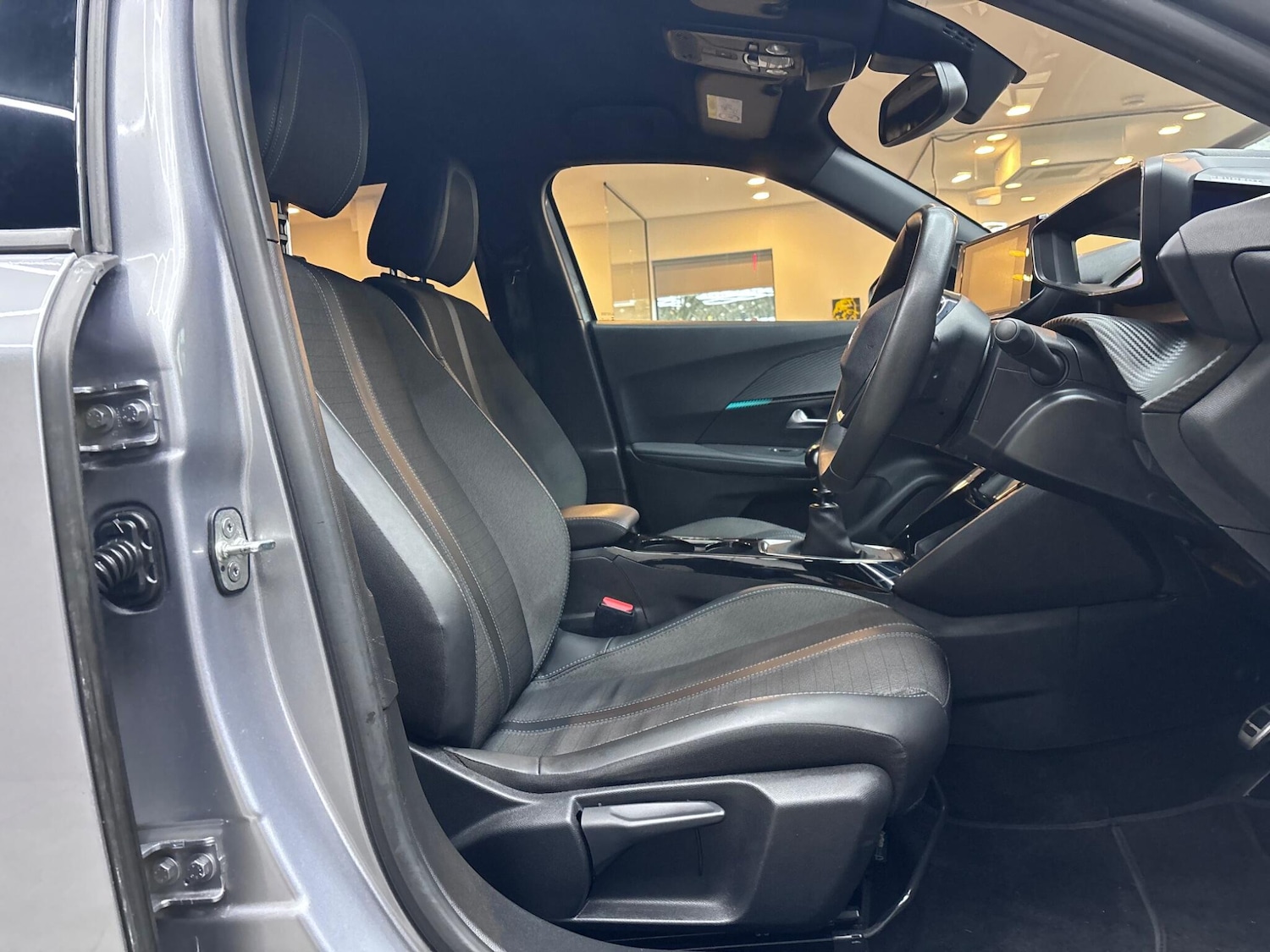 Used Peugeot 2008 2023 for sale - 76899547: Photo 24