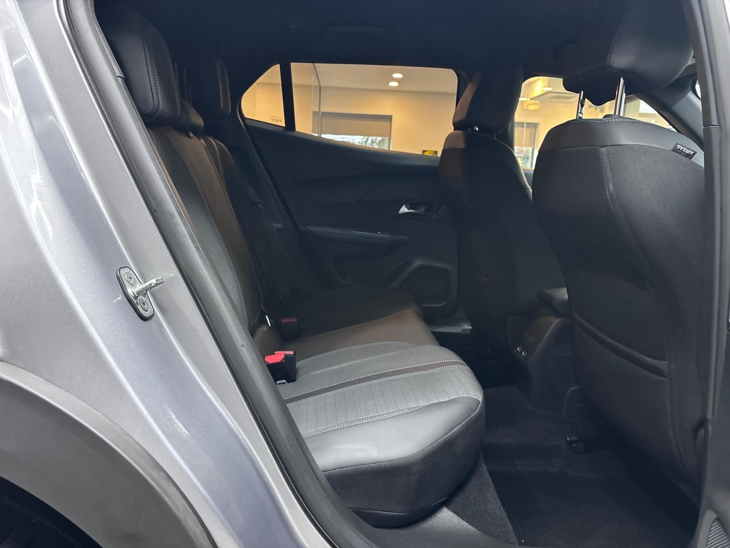 Used Peugeot 2008 2023 for sale - 76899547: Photo 30