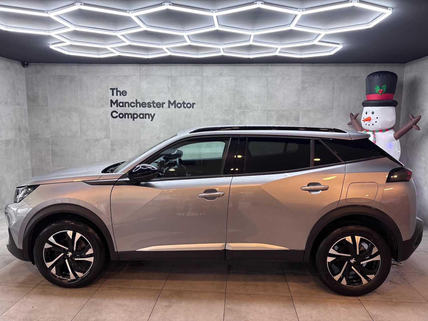 Used Peugeot 2008 2023 for sale - 76899547: Photo 4