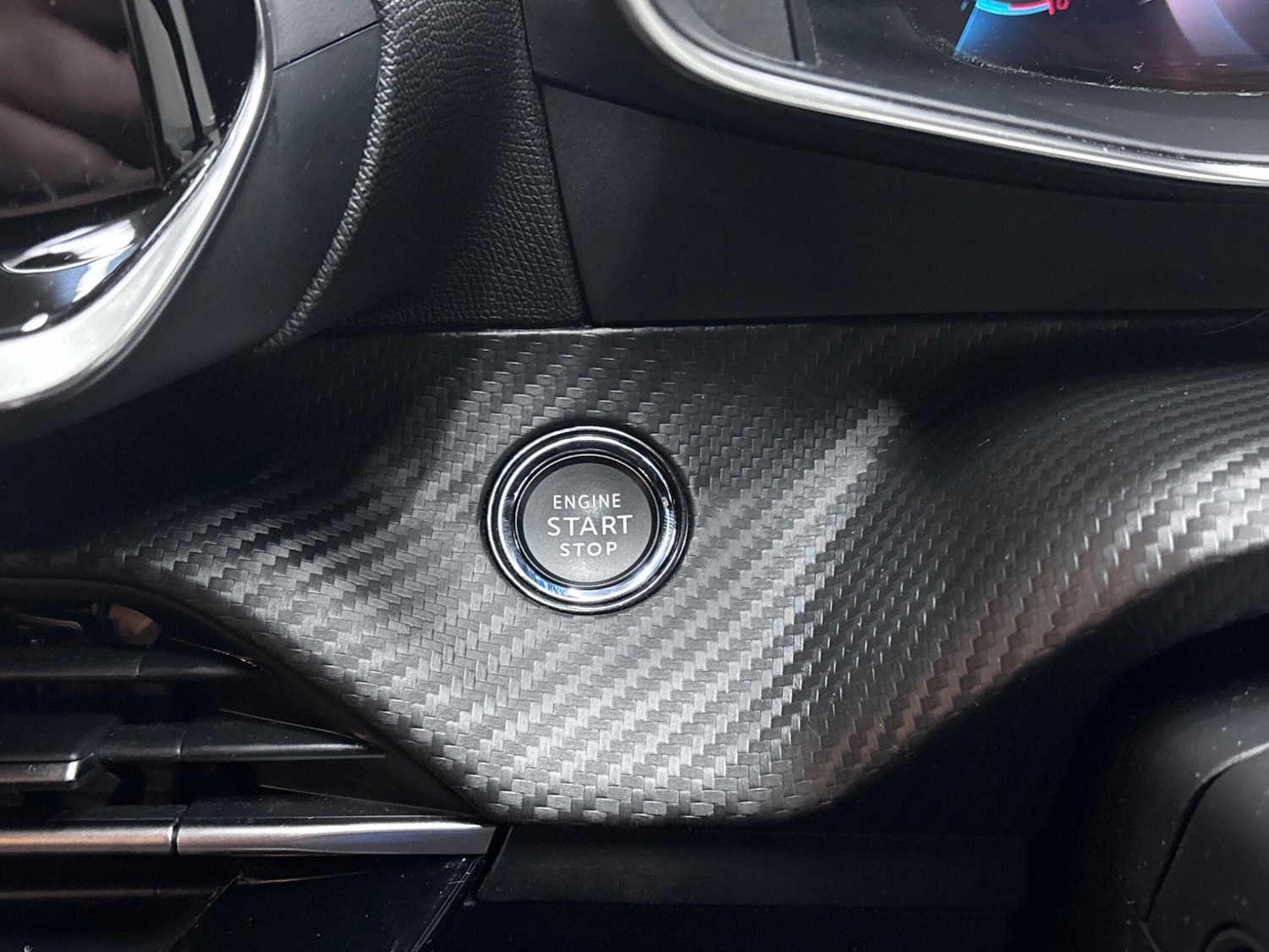 Used Peugeot 2008 2023 for sale - 76899547: Photo 71