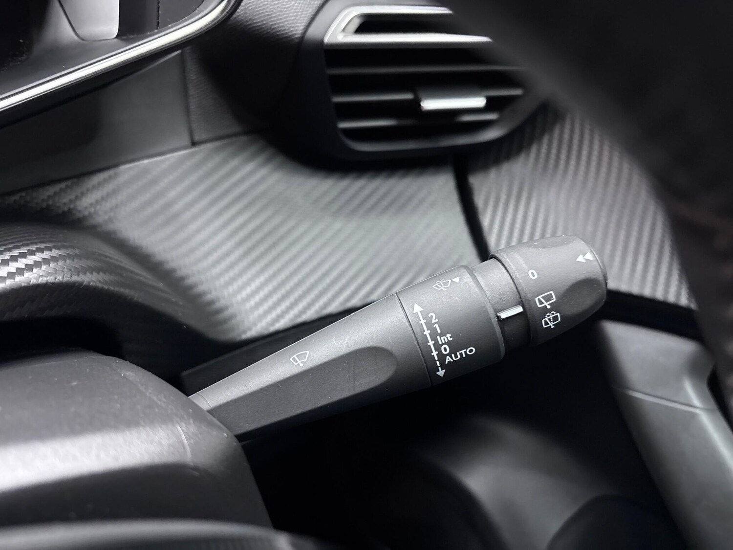 Used Peugeot 2008 2023 for sale - 76899547: Photo 74