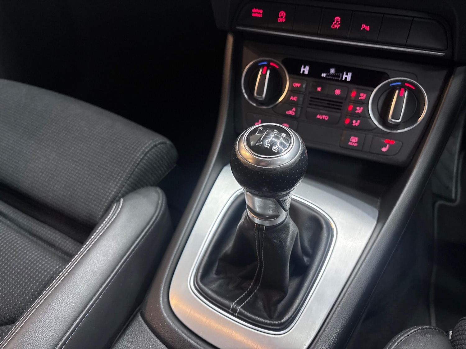 Used Audi Q3 2018 for sale - 76440654: Photo 26