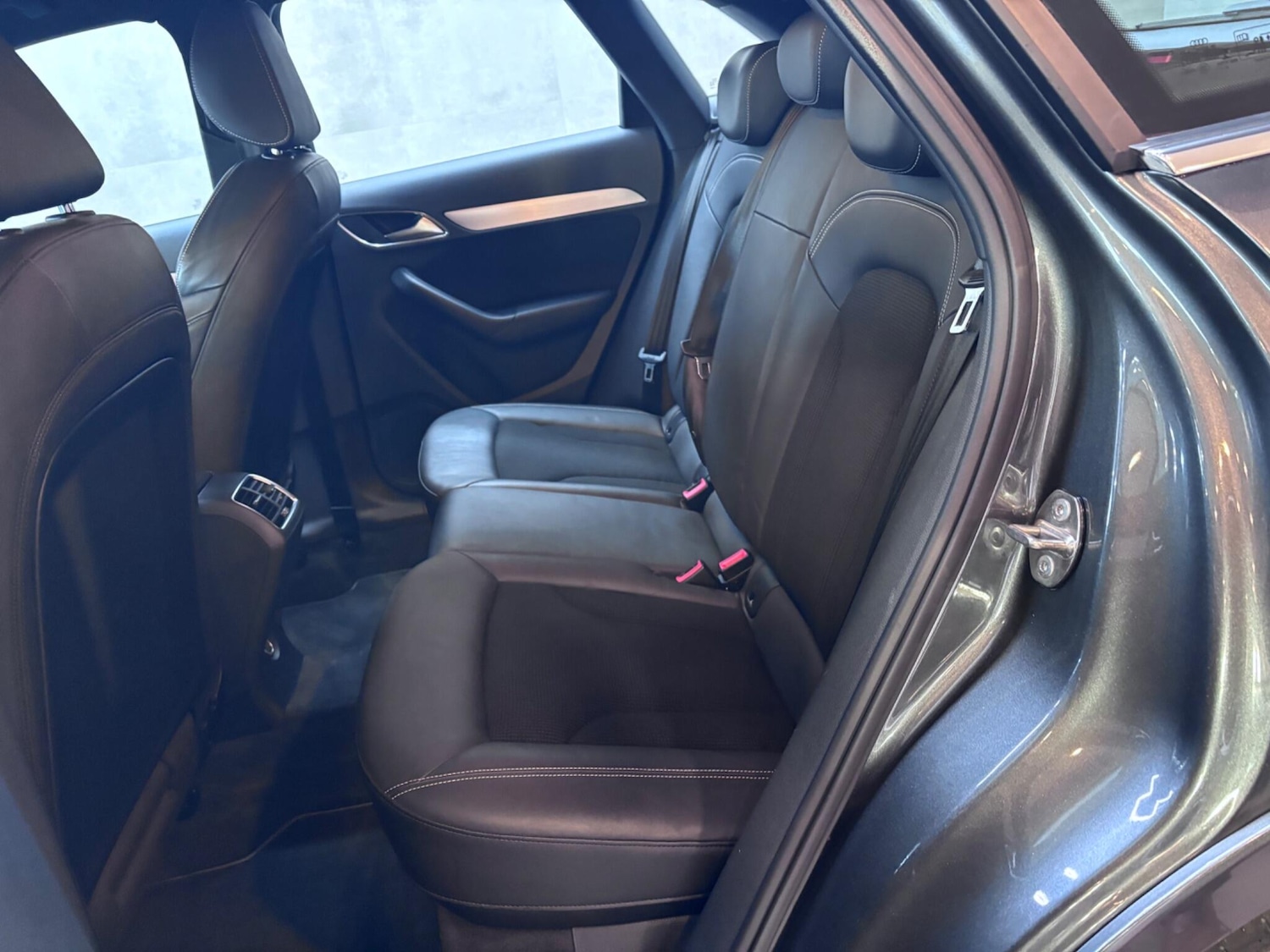 Used Audi Q3 2018 for sale - 76440654: Photo 32