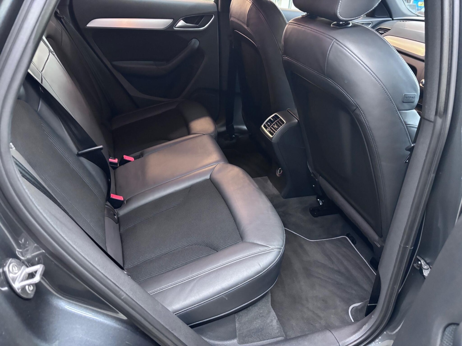 Used Audi Q3 2018 for sale - 76440654: Photo 35