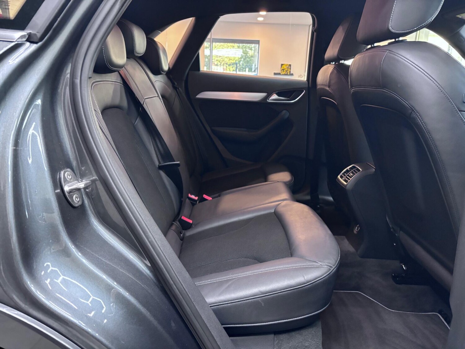 Used Audi Q3 2018 for sale - 76440654: Photo 36