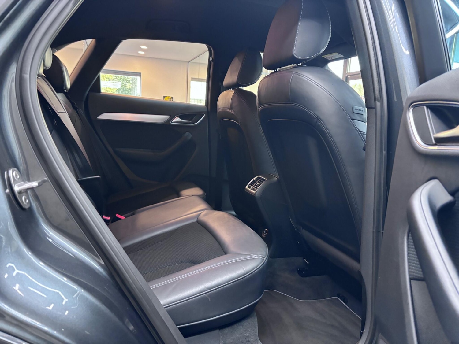 Used Audi Q3 2018 for sale - 76440654: Photo 37