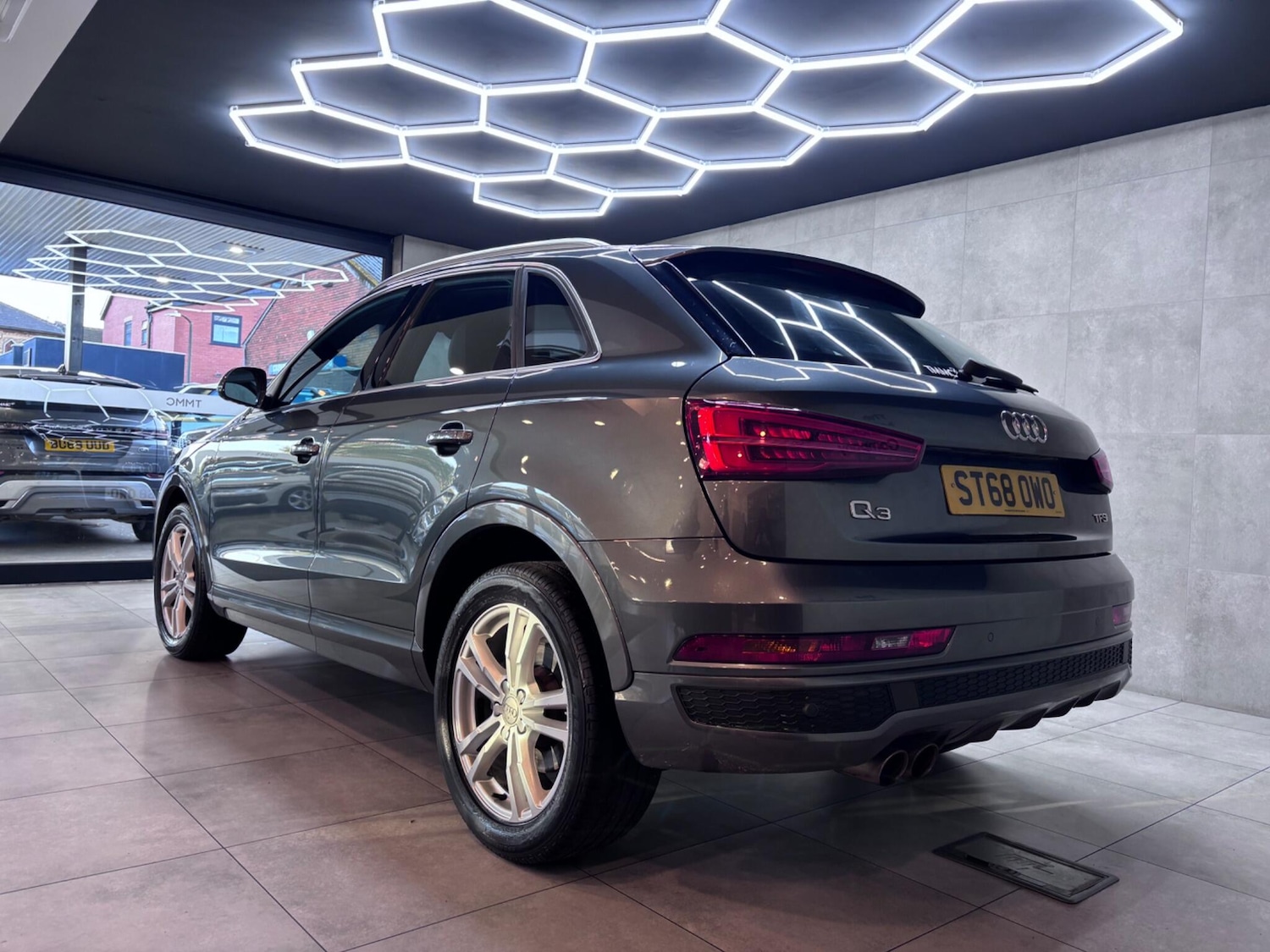 Used Audi Q3 2018 for sale - 76440654: Photo 4