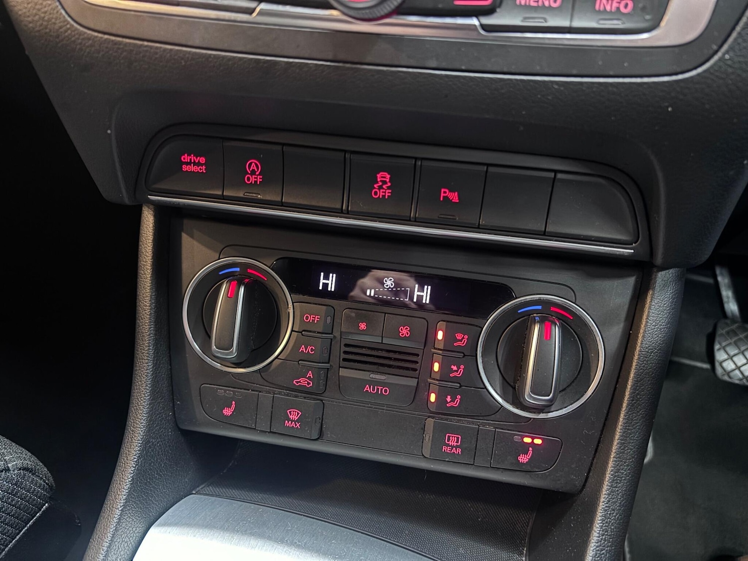 Used Audi Q3 2018 for sale - 76440654: Photo 44