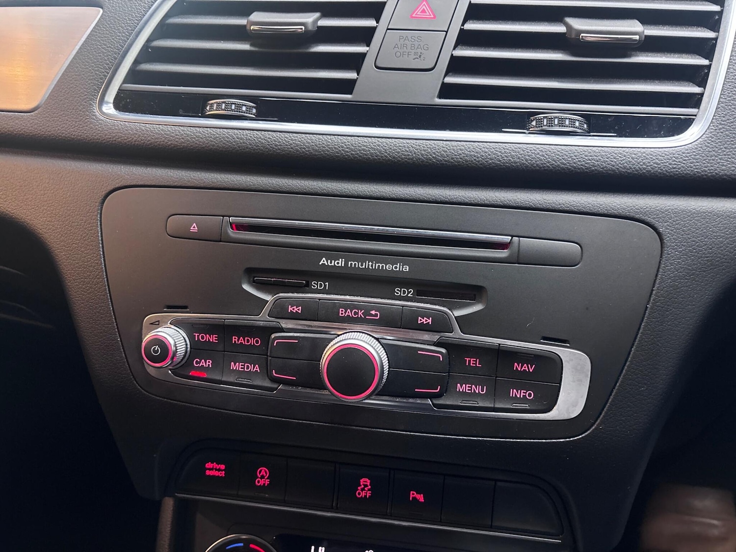 Used Audi Q3 2018 for sale - 76440654: Photo 53