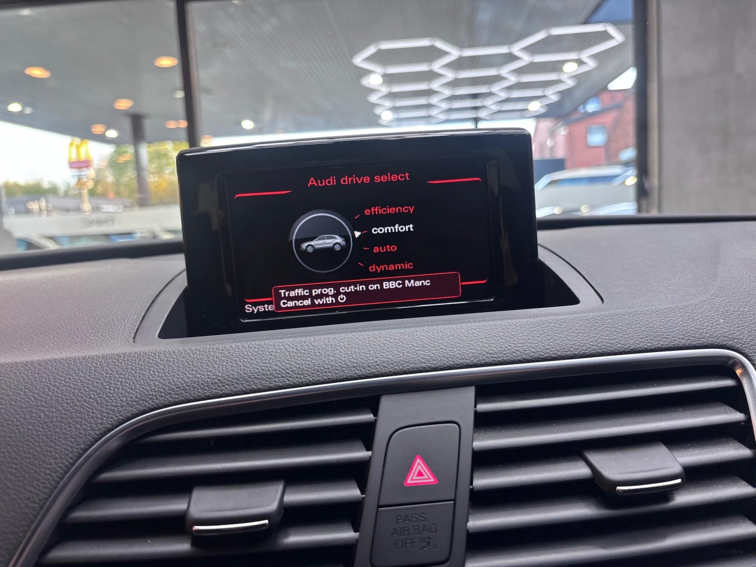 Used Audi Q3 2018 for sale - 76440654: Photo 54