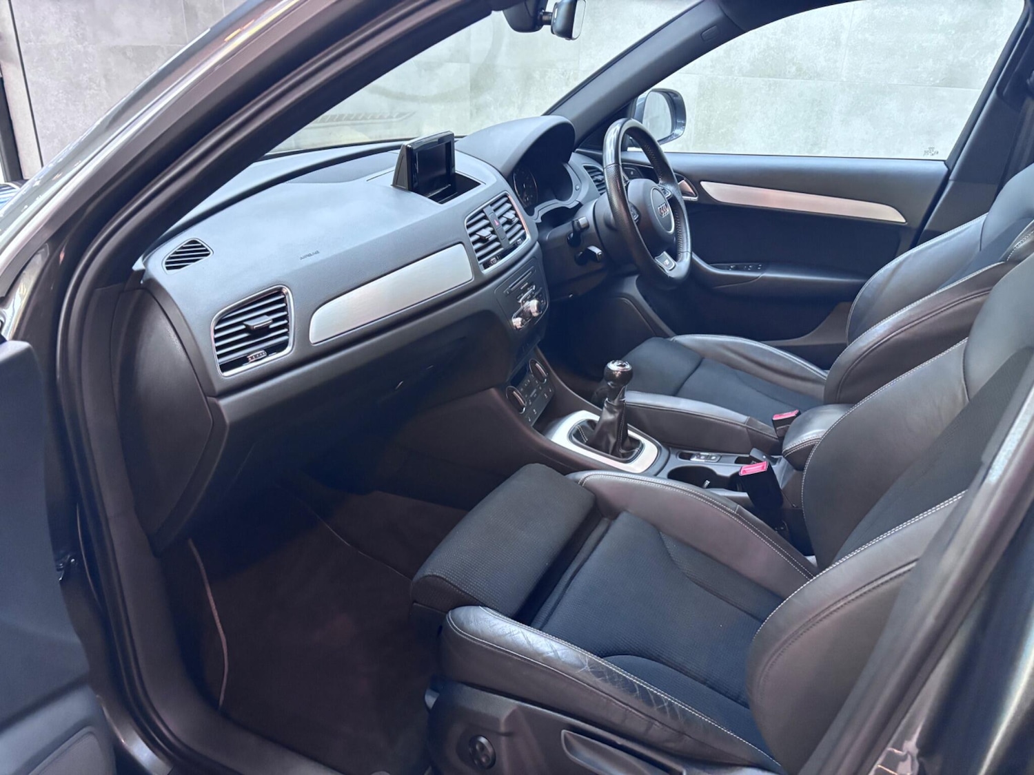 Used Audi Q3 2018 for sale - 76440654: Photo 63