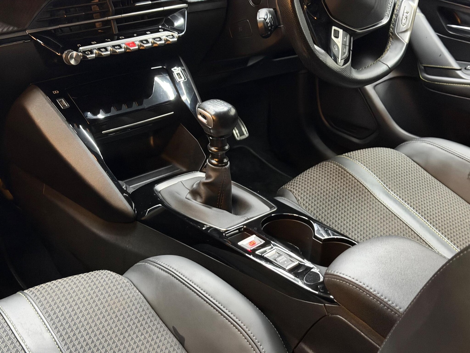 Used Peugeot 208 for sale - 77683994: Photo 13