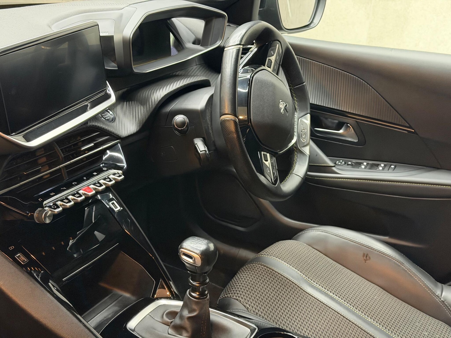 Used Peugeot 208 for sale - 77683994: Photo 16