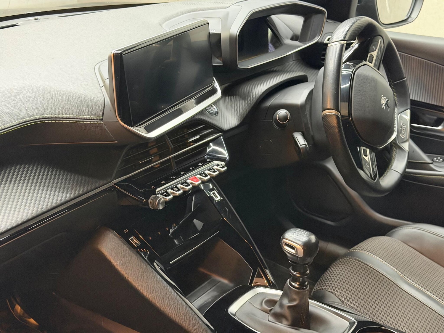 Used Peugeot 208 for sale - 77683994: Photo 17