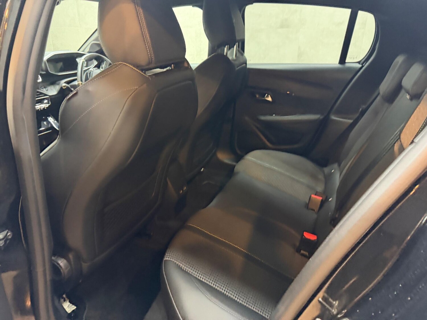 Used Peugeot 208 for sale - 77683994: Photo 25