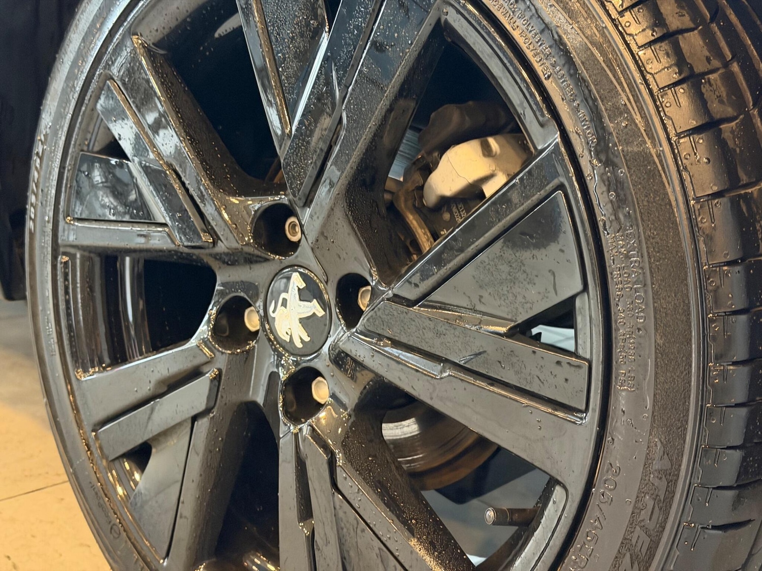 Used Peugeot 208 for sale - 77683994: Photo 32