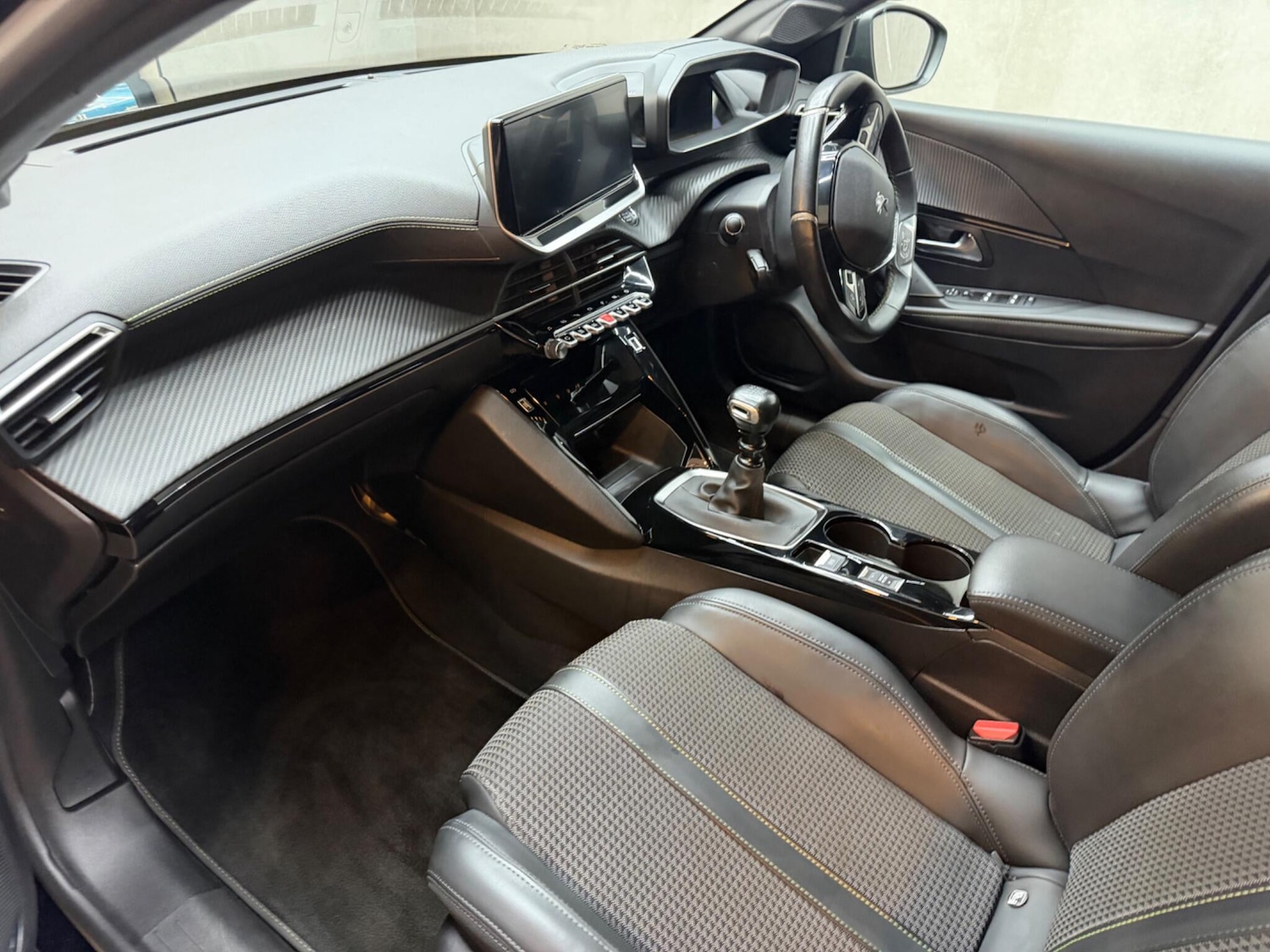 Used Peugeot 208 for sale - 77683994: Photo 44