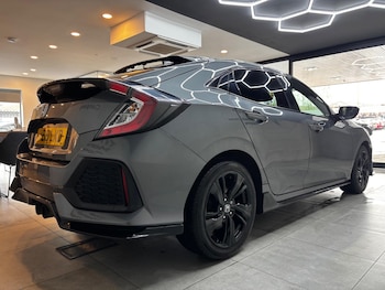 Used Honda Civic 2019 for sale - 77824874: Photo
