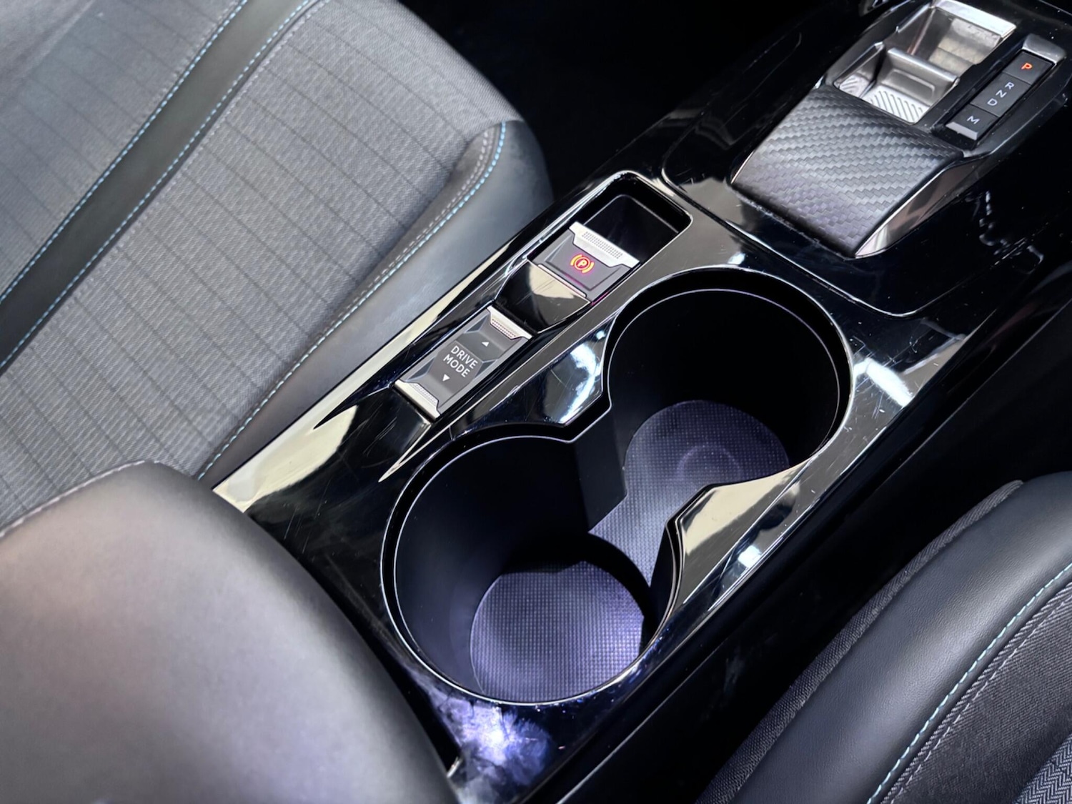 Used Peugeot 2008 2023 for sale - 77074167: Photo 14