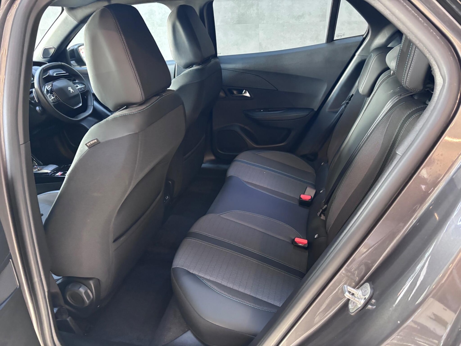 Used Peugeot 2008 2023 for sale - 77074167: Photo 23