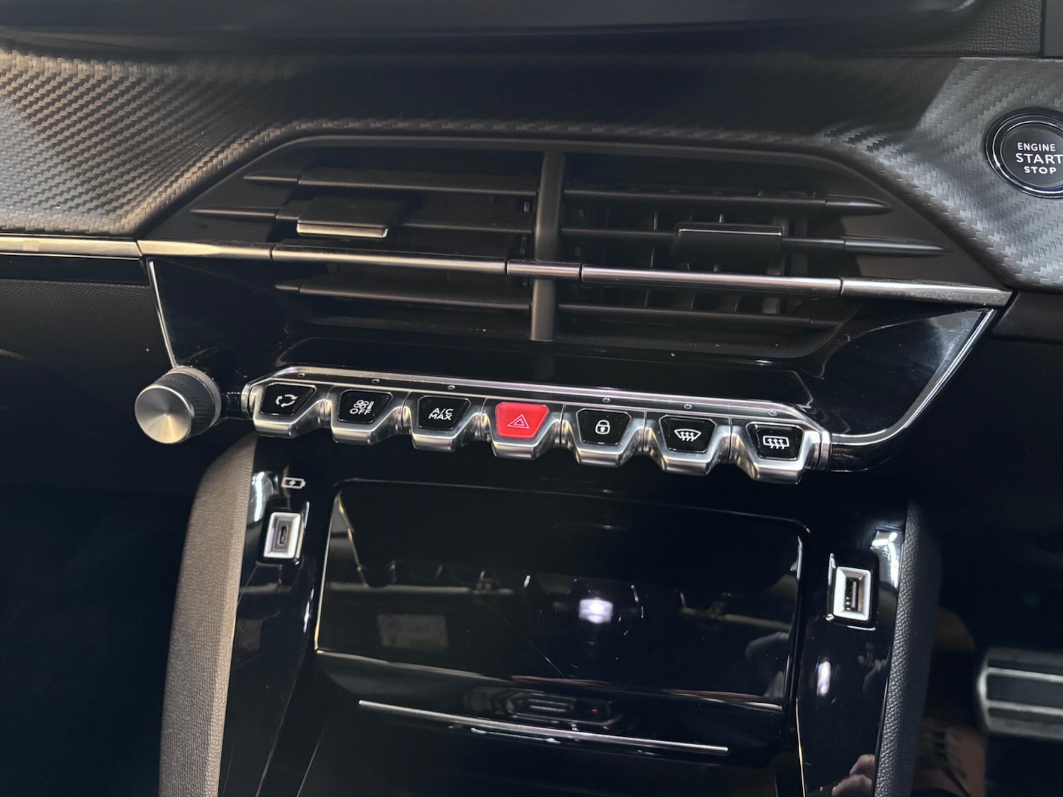 Used Peugeot 2008 2023 for sale - 77074167: Photo 40