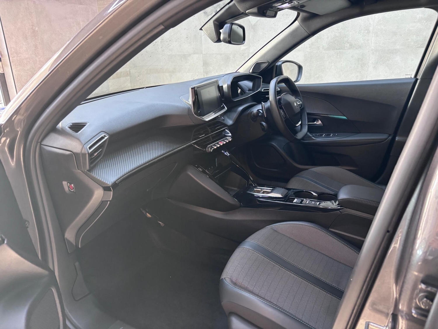 Used Peugeot 2008 2023 for sale - 77074167: Photo 46