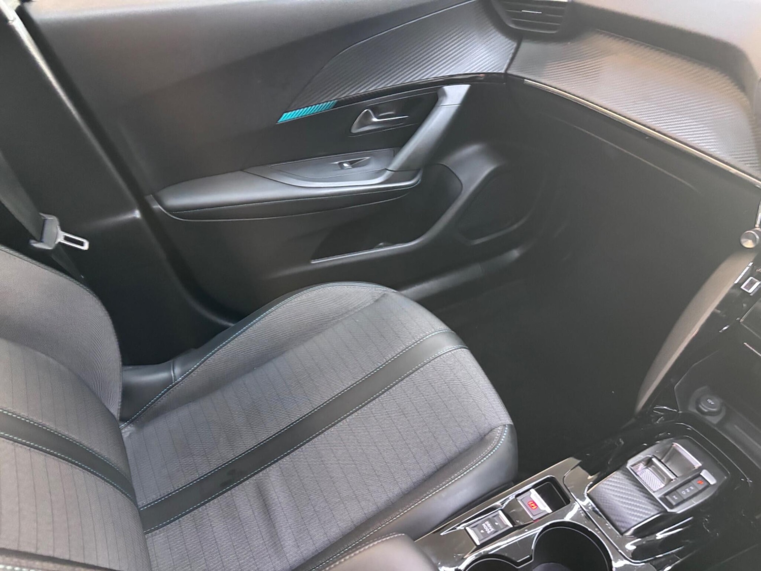 Used Peugeot 2008 2023 for sale - 77074167: Photo 50