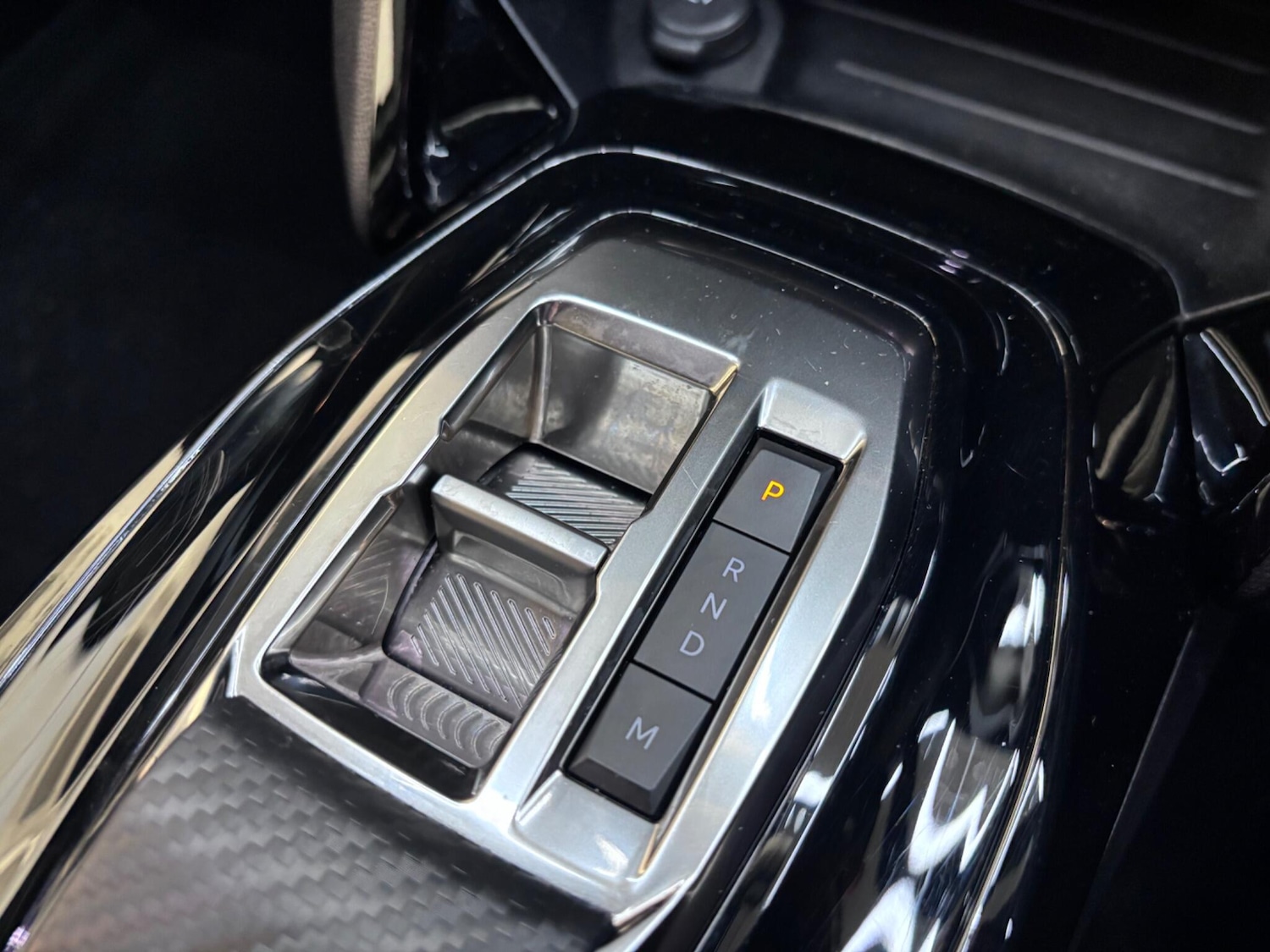 Used Peugeot 2008 2023 for sale - 77074167: Photo 74