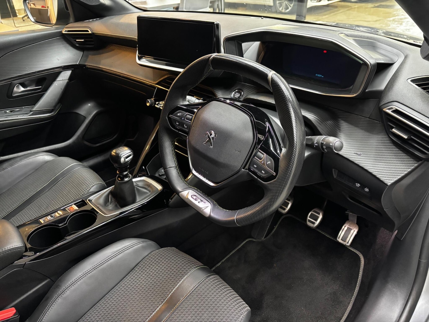 Used Peugeot 208 for sale - 78220271: Photo 14