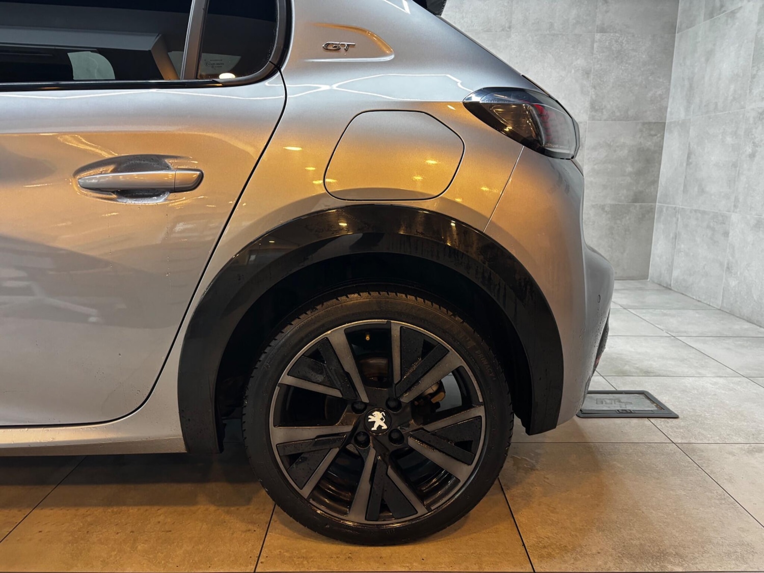 Used Peugeot 208 for sale - 78220271: Photo 24