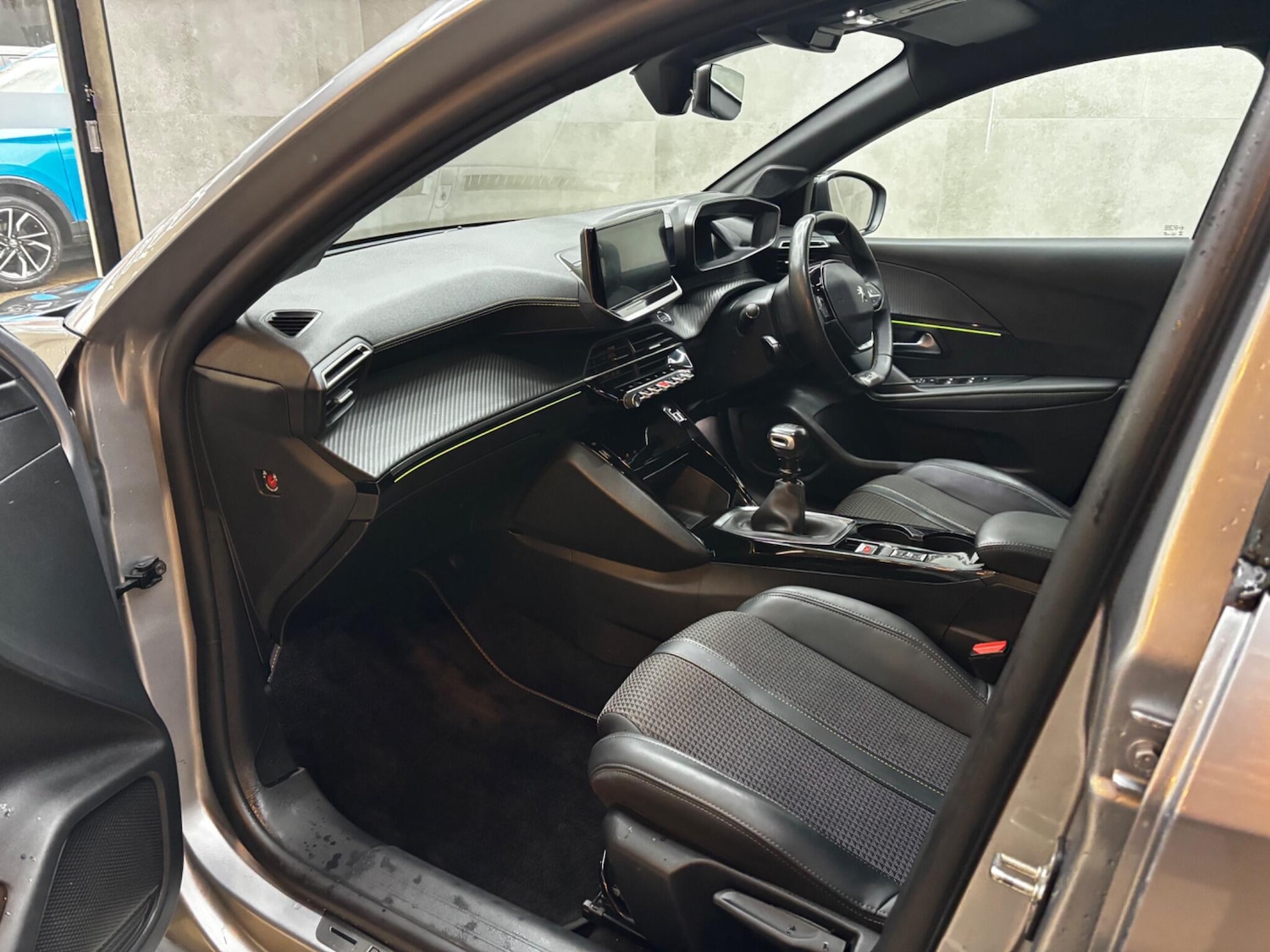 Used Peugeot 208 for sale - 78220271: Photo 32