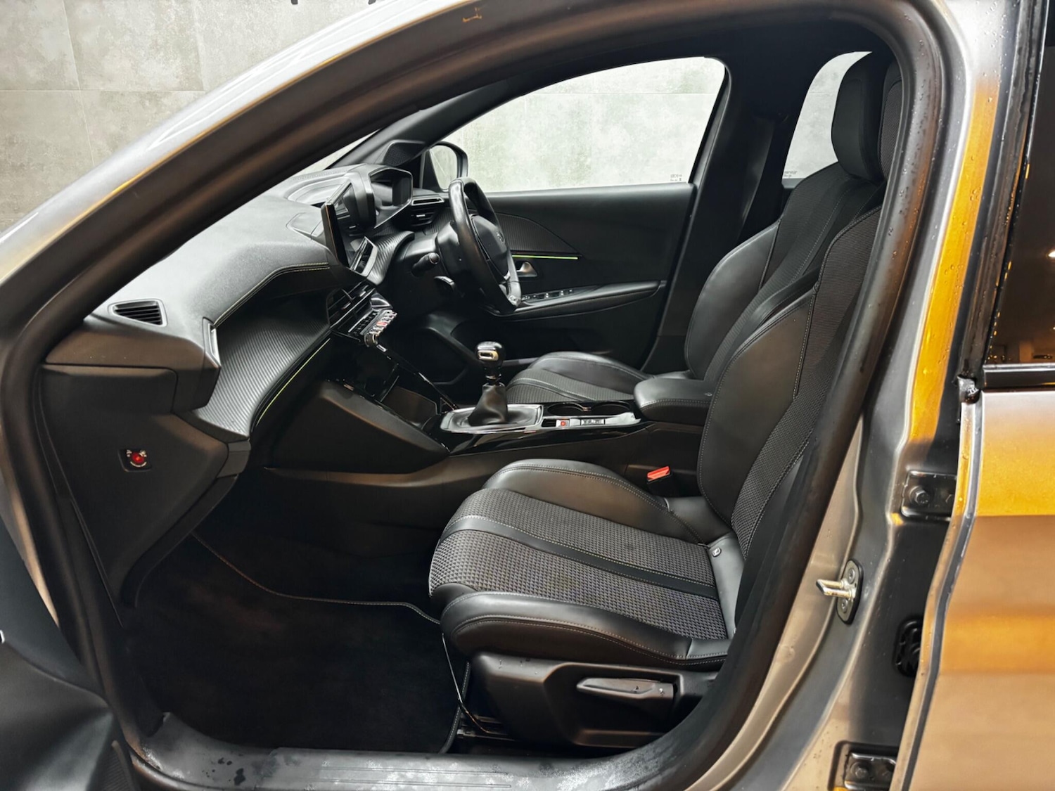 Used Peugeot 208 for sale - 78220271: Photo 33