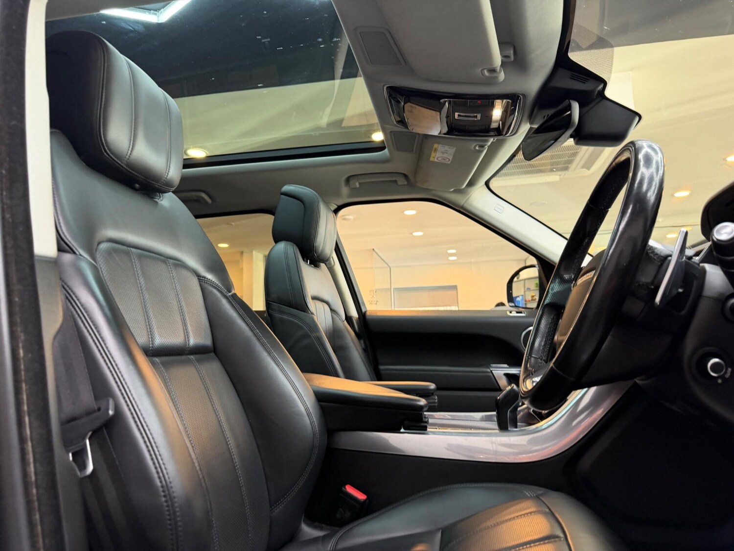 Used Land Rover Range Rover Sport 2019 for sale - 77724170: Photo 17