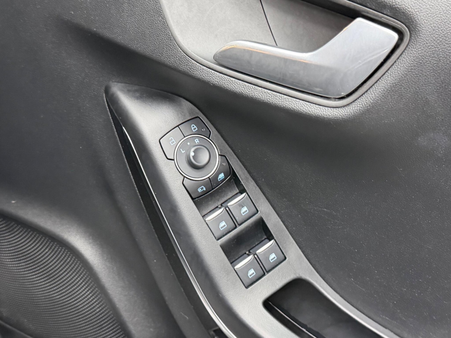 Used Ford Puma for sale - 77559065: Photo 32