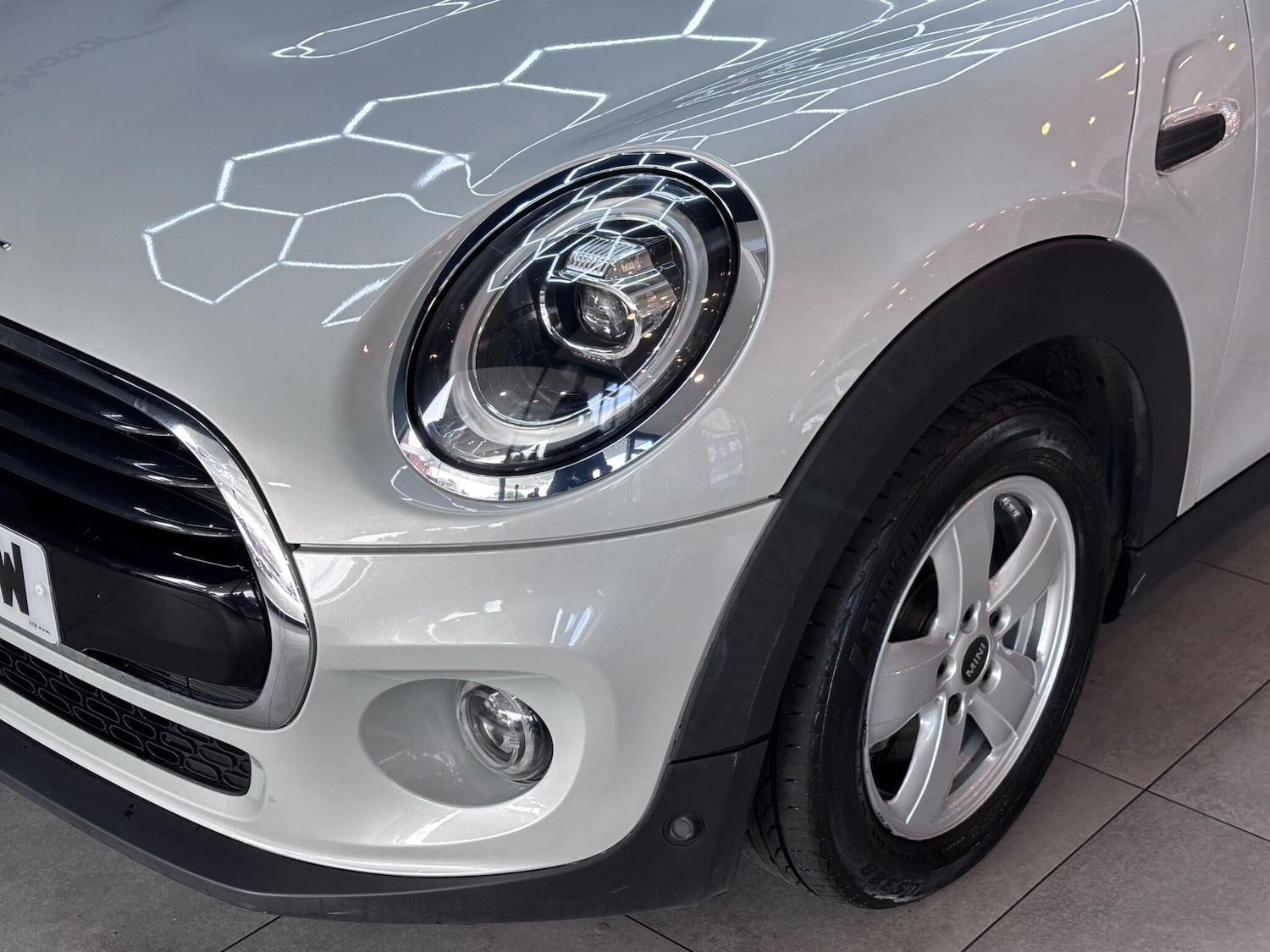 Used MINI Hatch 2019 for sale - 76122758: Photo 2