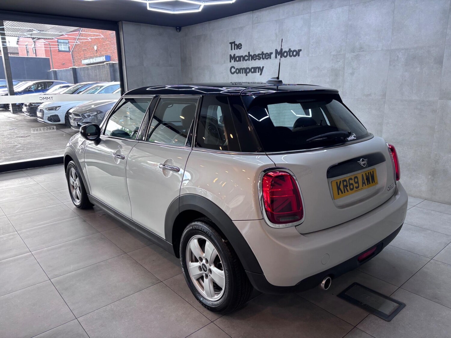 Used MINI Hatch 2019 for sale - 76122758: Photo 21