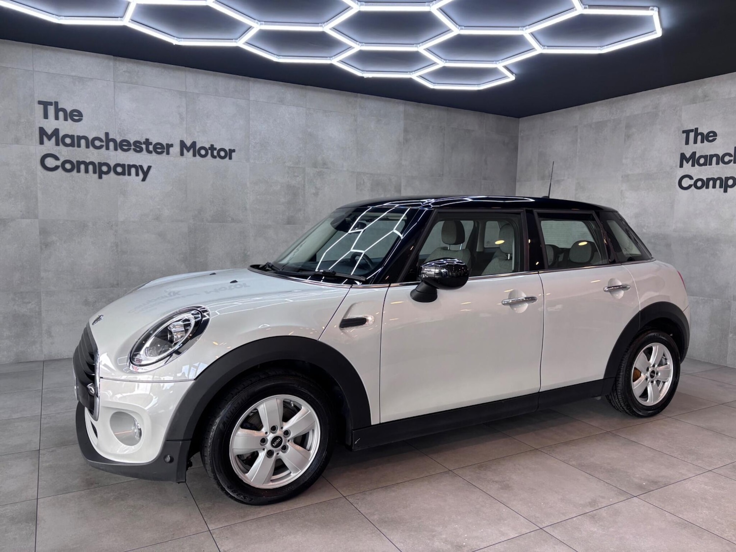 Used MINI Hatch 2019 for sale - 76122758: Photo 22