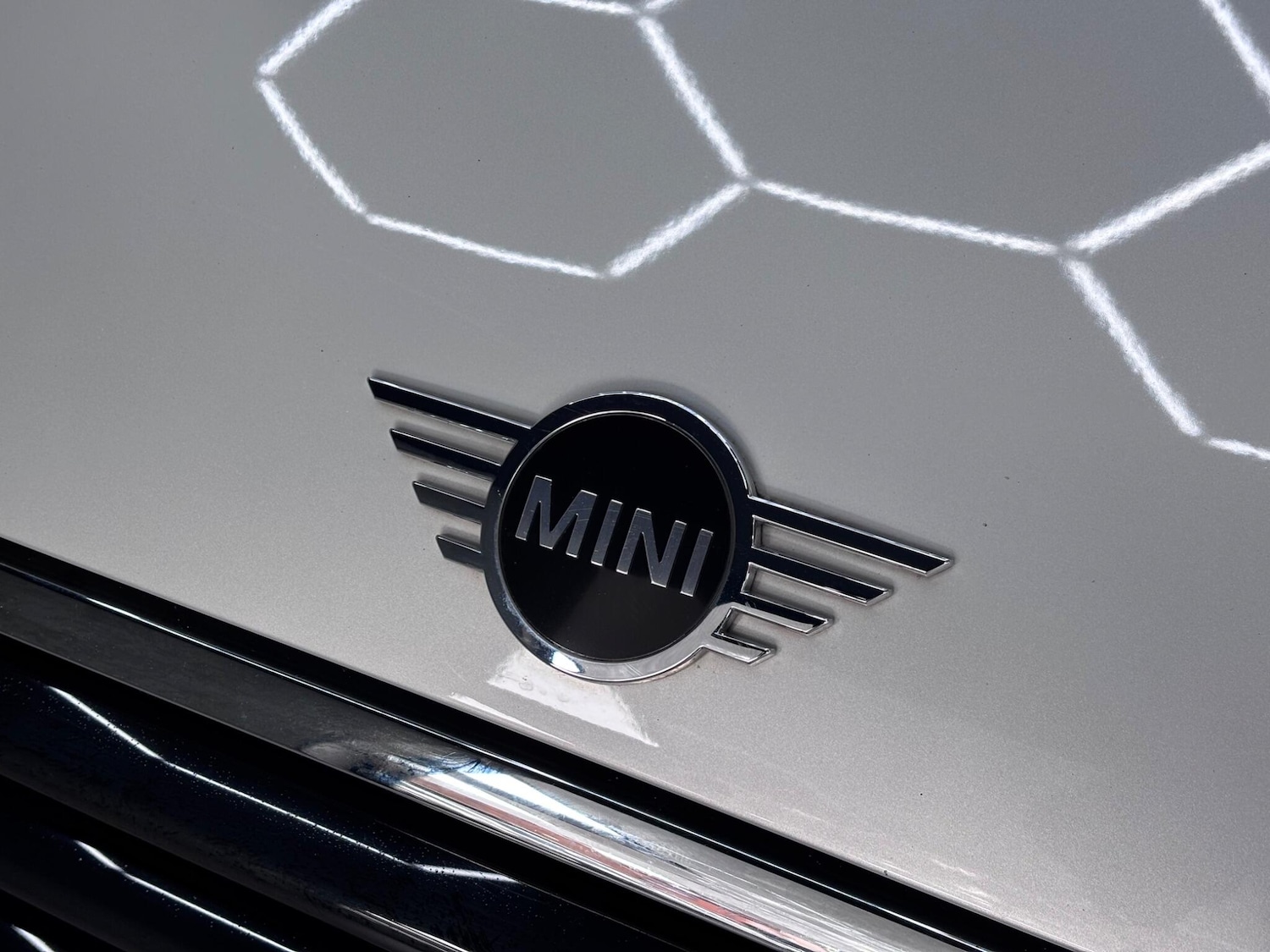 Used MINI Hatch 2019 for sale - 76122758: Photo 3