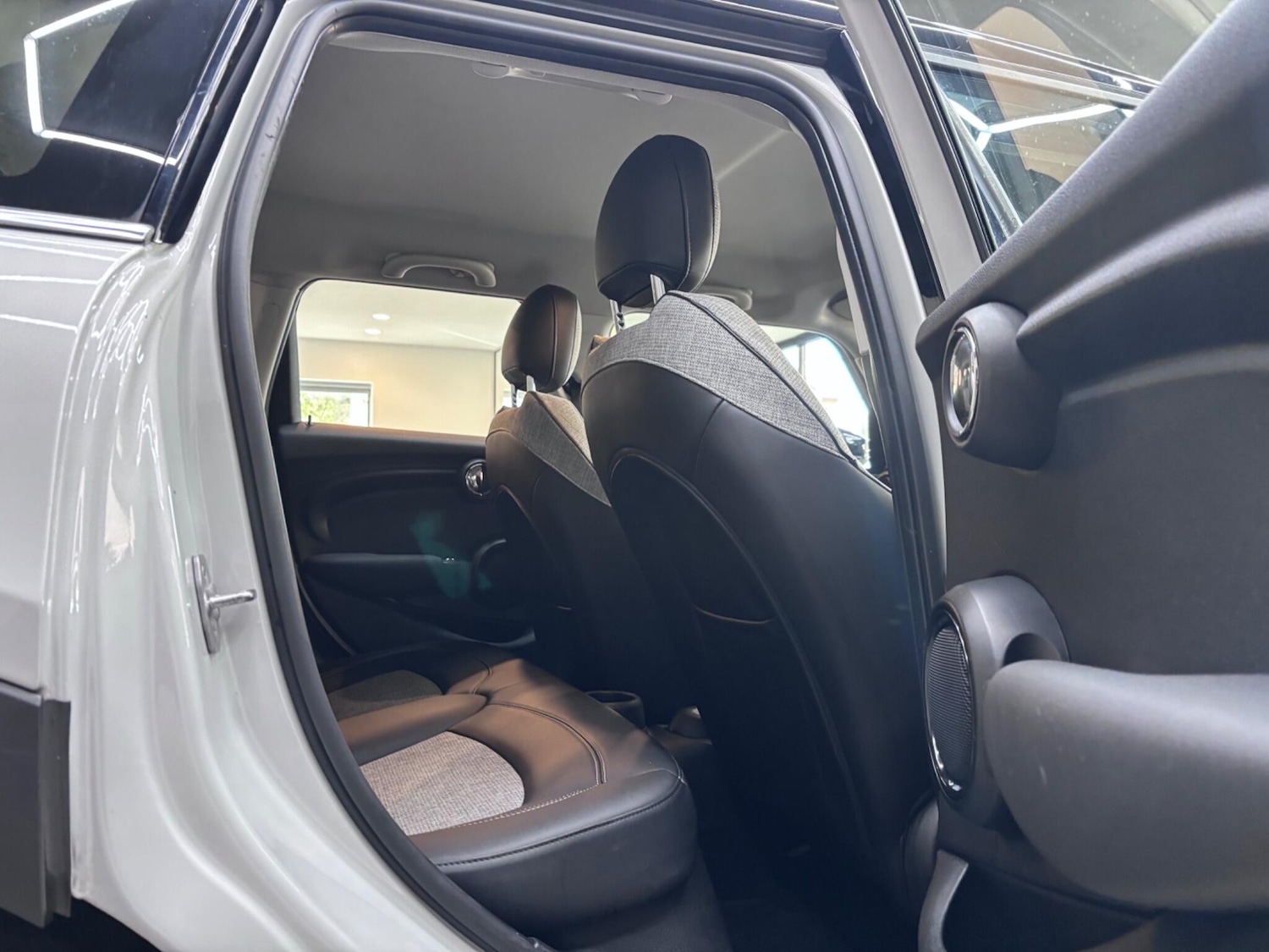 Used MINI Hatch 2019 for sale - 76122758: Photo 34